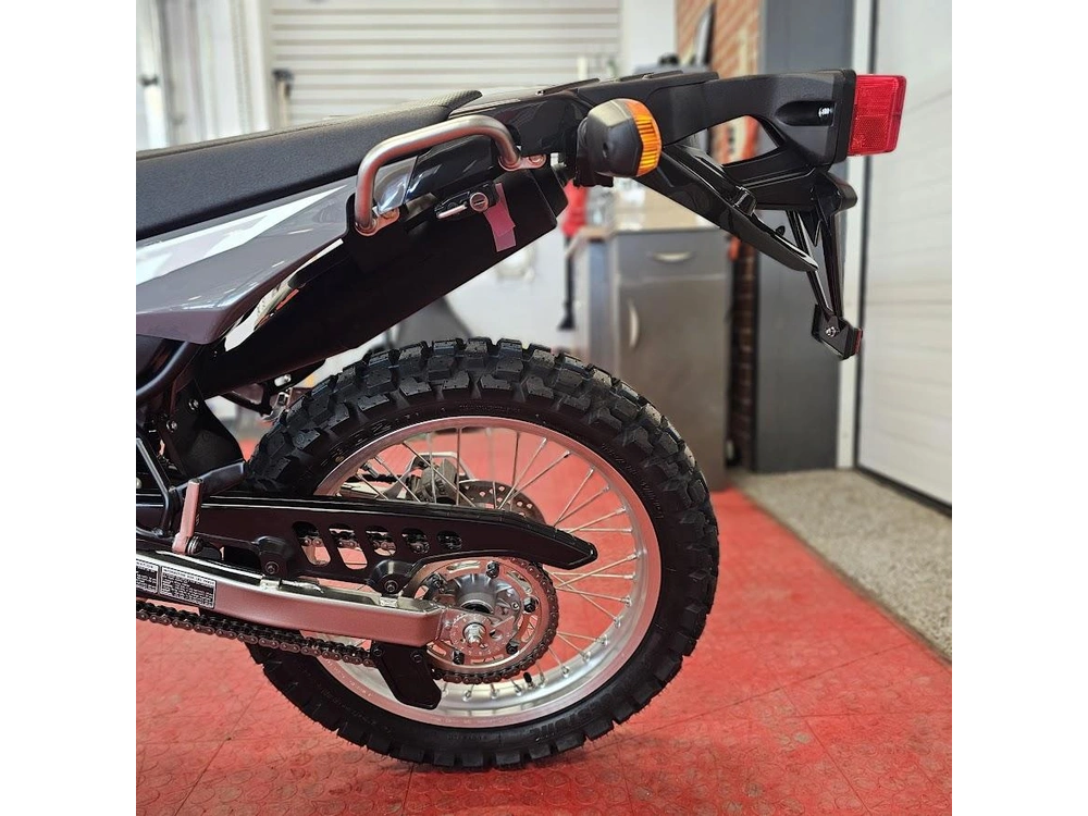 2025 Yamaha Xt 250 alt