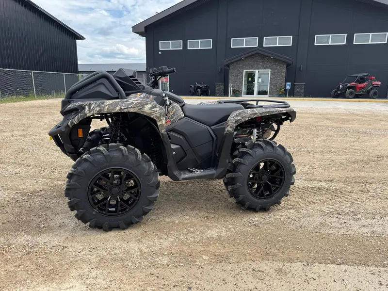 Can-Am OUTLANDER XMR 700 2026