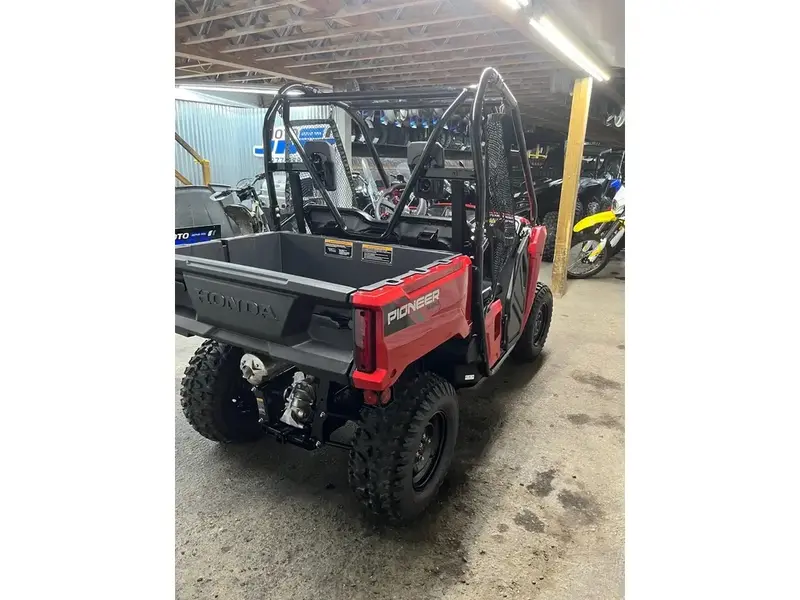 Honda PIONEER 520 2026