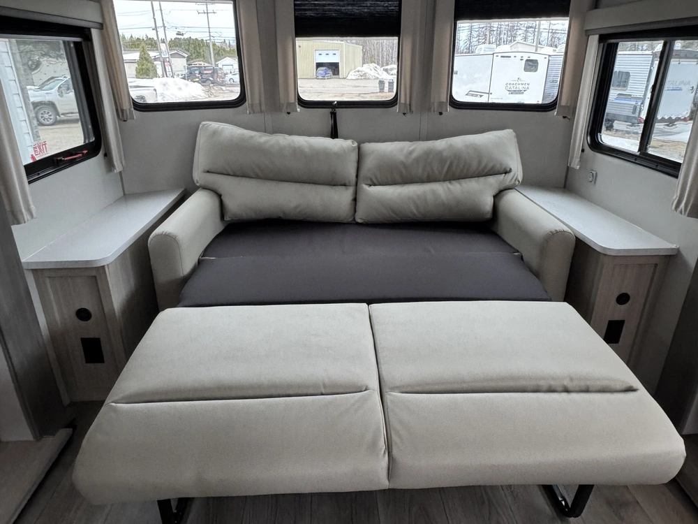 Coachmen Catalina 39mkts 2026 alt
