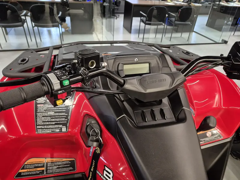 Can-Am OUTLANDER MAX DPS 700 2026