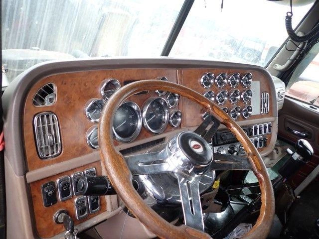 Peterbilt 357 2003