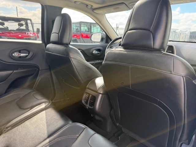2014 Jeep Chrokee Limited alt