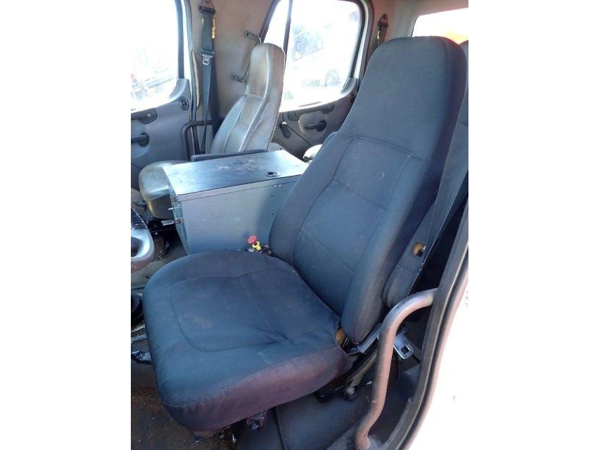 Freightliner M2112v 2007
