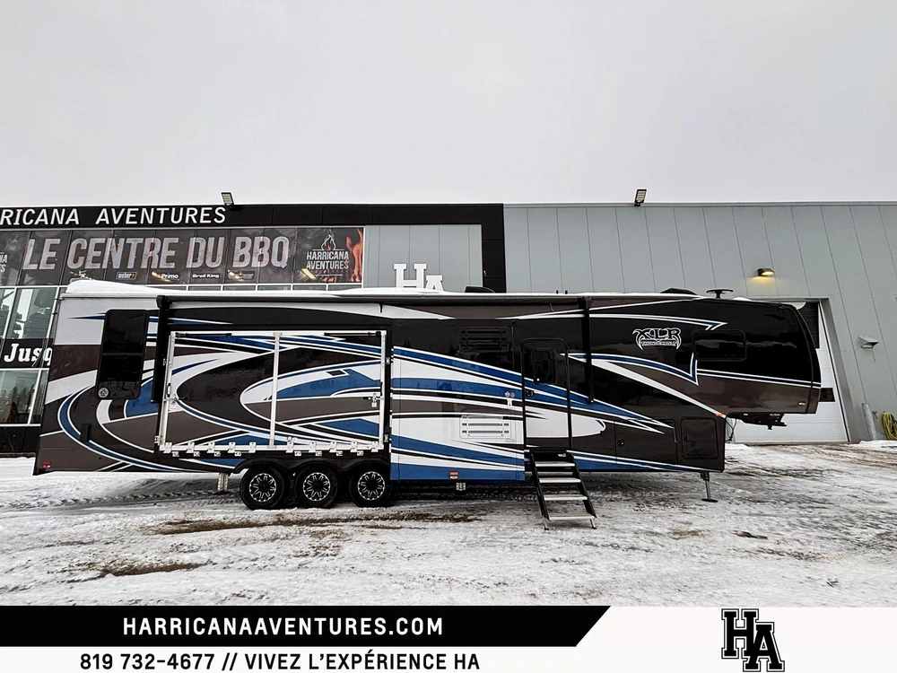 2018 Xlr Tunderbolt 422amp alt