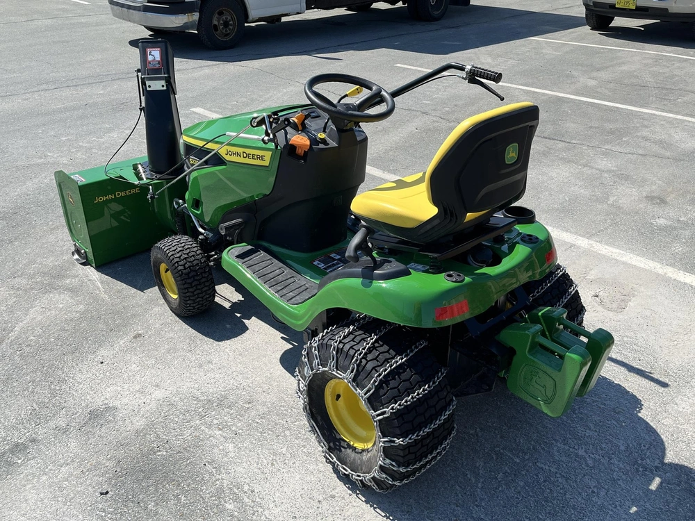 2025 John Deere S220 alt