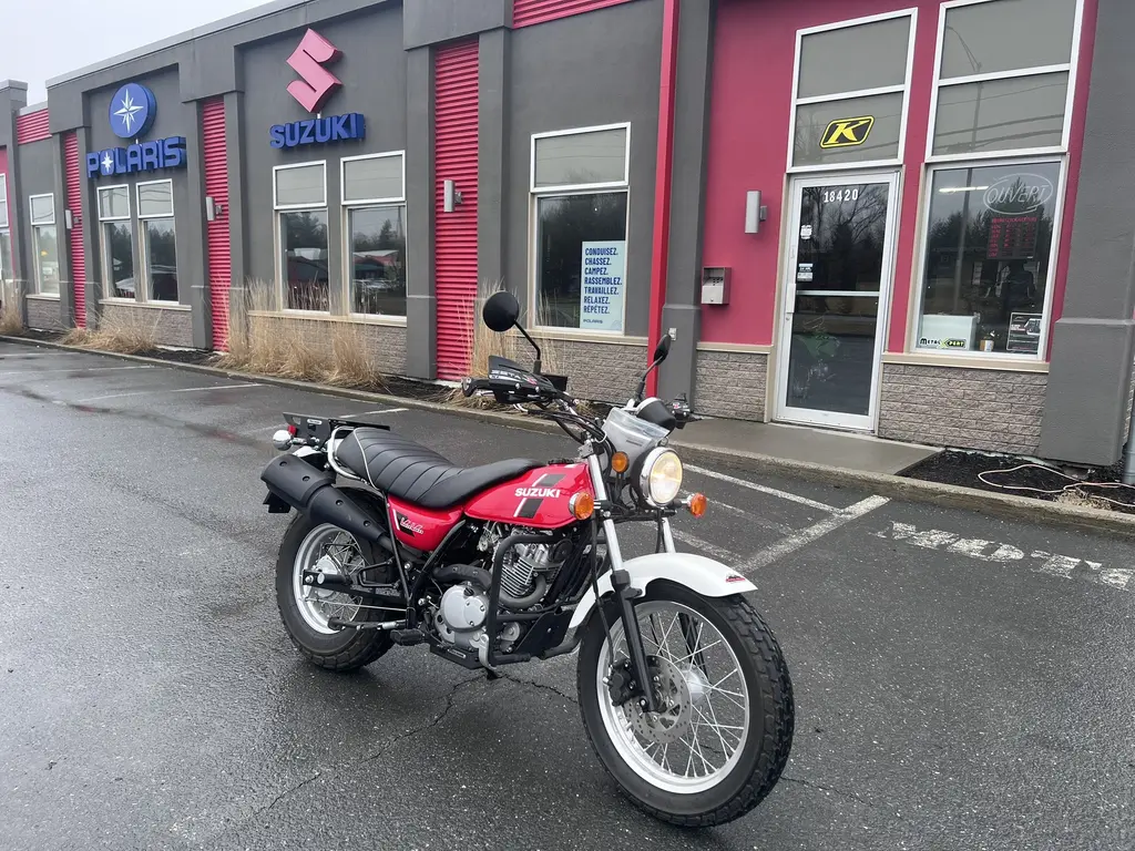 Suzuki VANVAN 200 2018