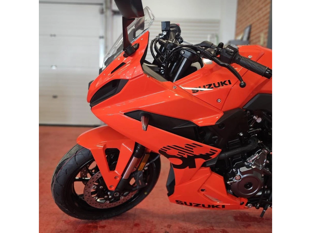 2026 Suzuki Gsx 8r alt