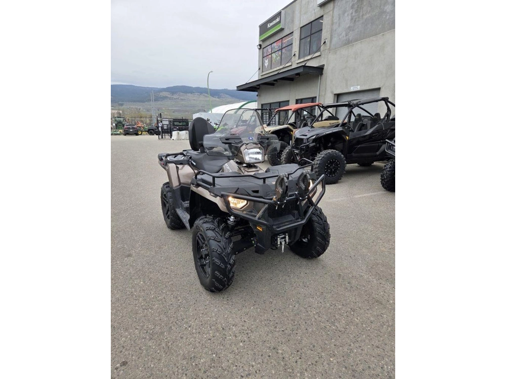 2021 Polaris Sportsman® Touring 570 Premium alt
