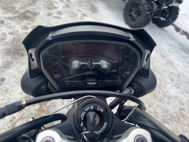 Triumph Street Triple 765 Rs 2023 alt