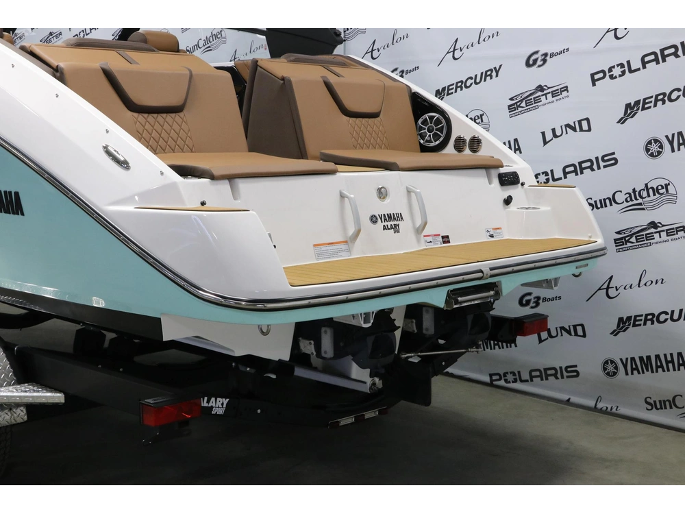 2024 Yamaha 222sd alt