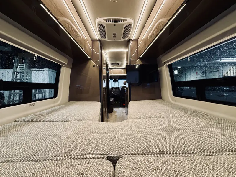 2022 Winnebago ERA 70A thumbnail 17