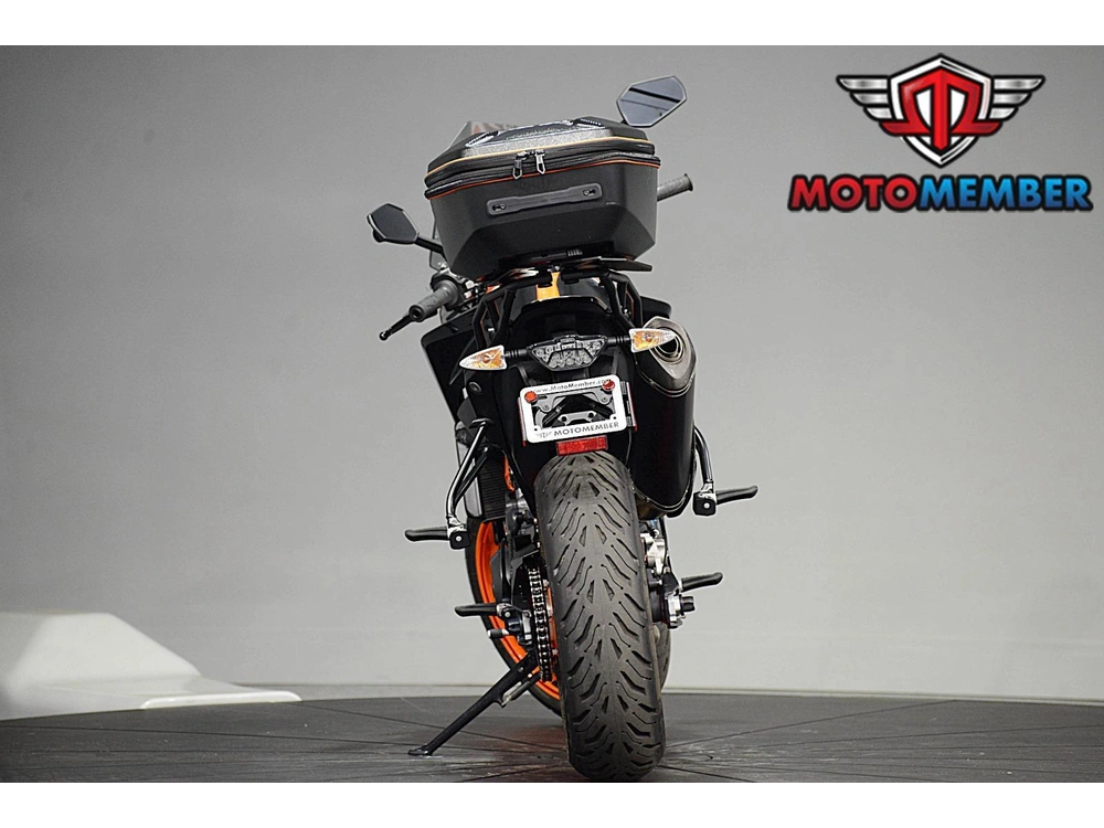 2022 Ktm Duke 890 R alt