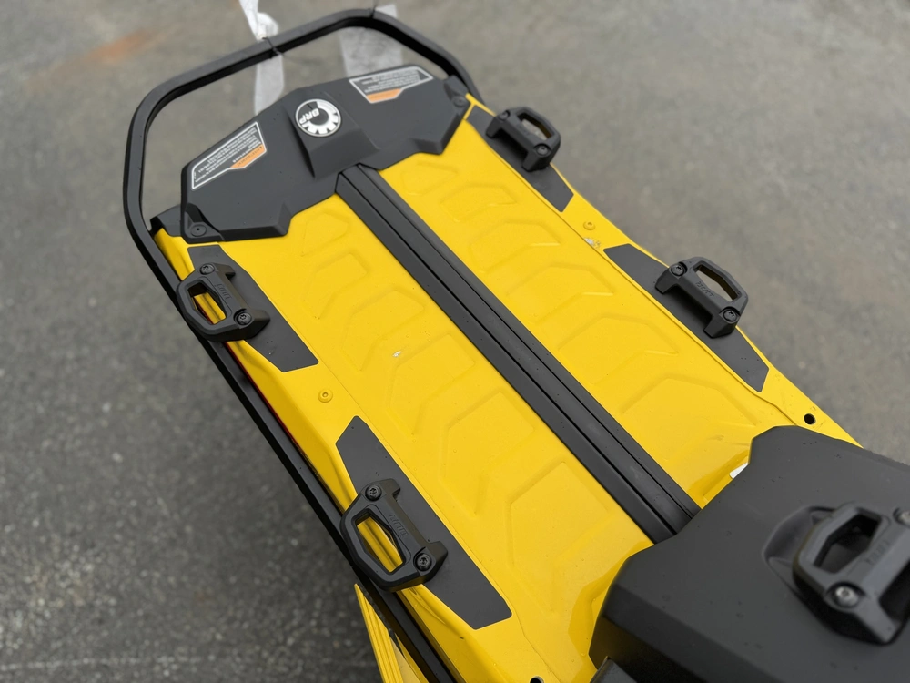 Ski-doo Mxz X 850 E-tec 137'' 2024 alt