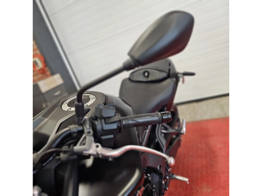 2025 Yamaha Mt-09 alt