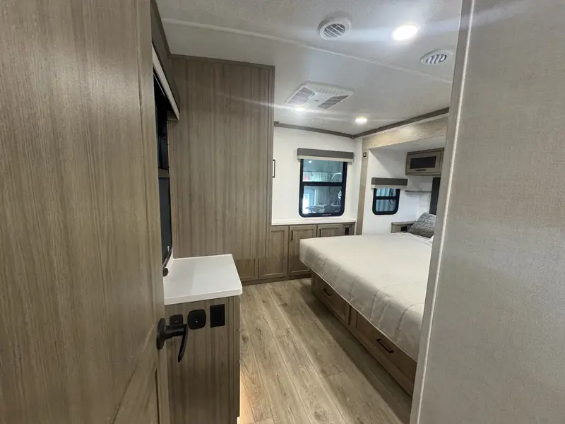 2026 Forest River ROCKWOOD SIGNATURE 8339FK