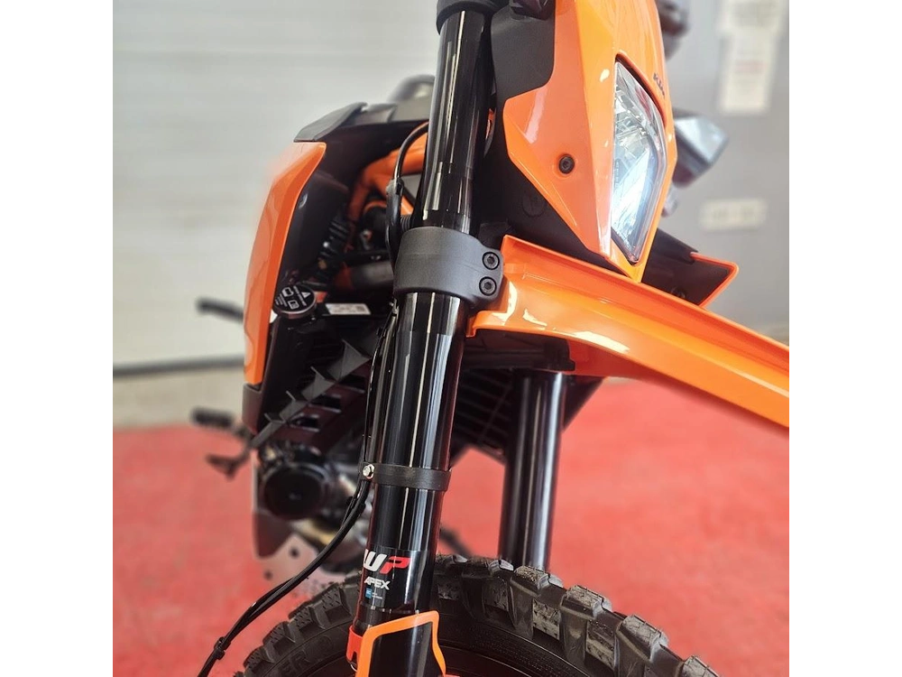 2026 Ktm Enduro 390 R alt