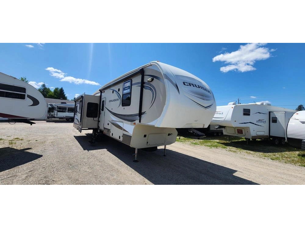 Cruiser 333rl 2016 alt