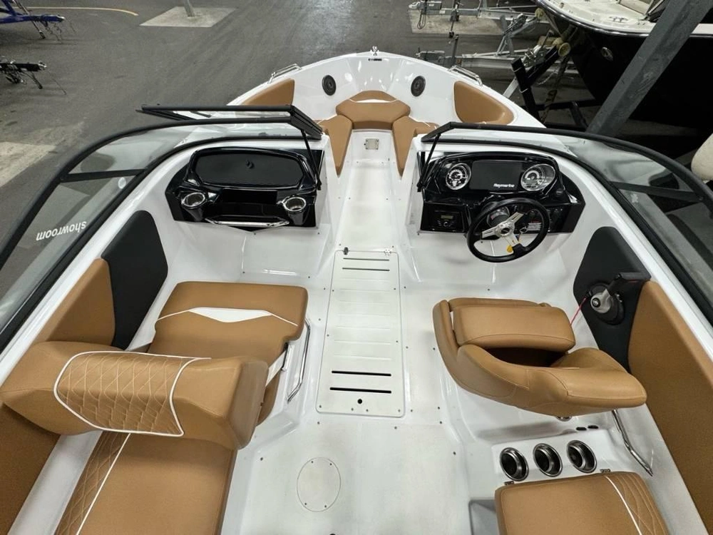 2022 Glastron 215 Gx Mercruiser 4.5l/alpha alt