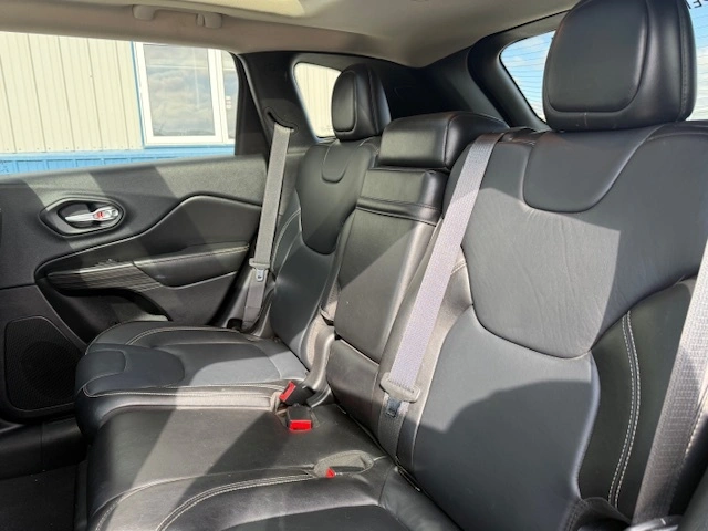 2014 Jeep Chrokee Limited alt