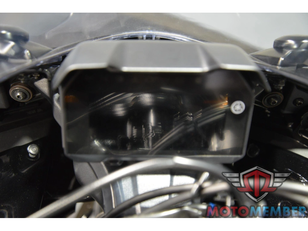 2025 Yamaha Yzf-r7 alt