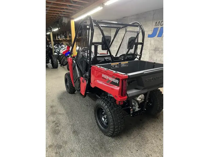 Honda PIONEER 520 2026