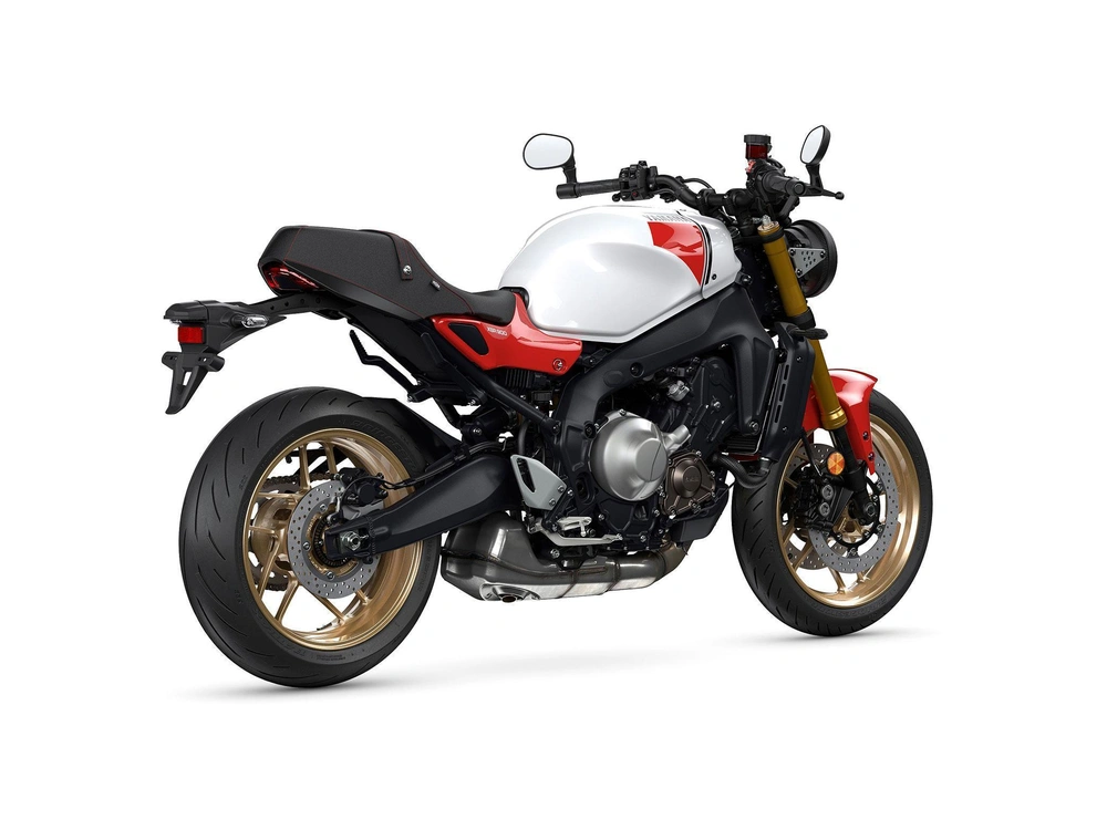 2024 Yamaha Xsr900 alt