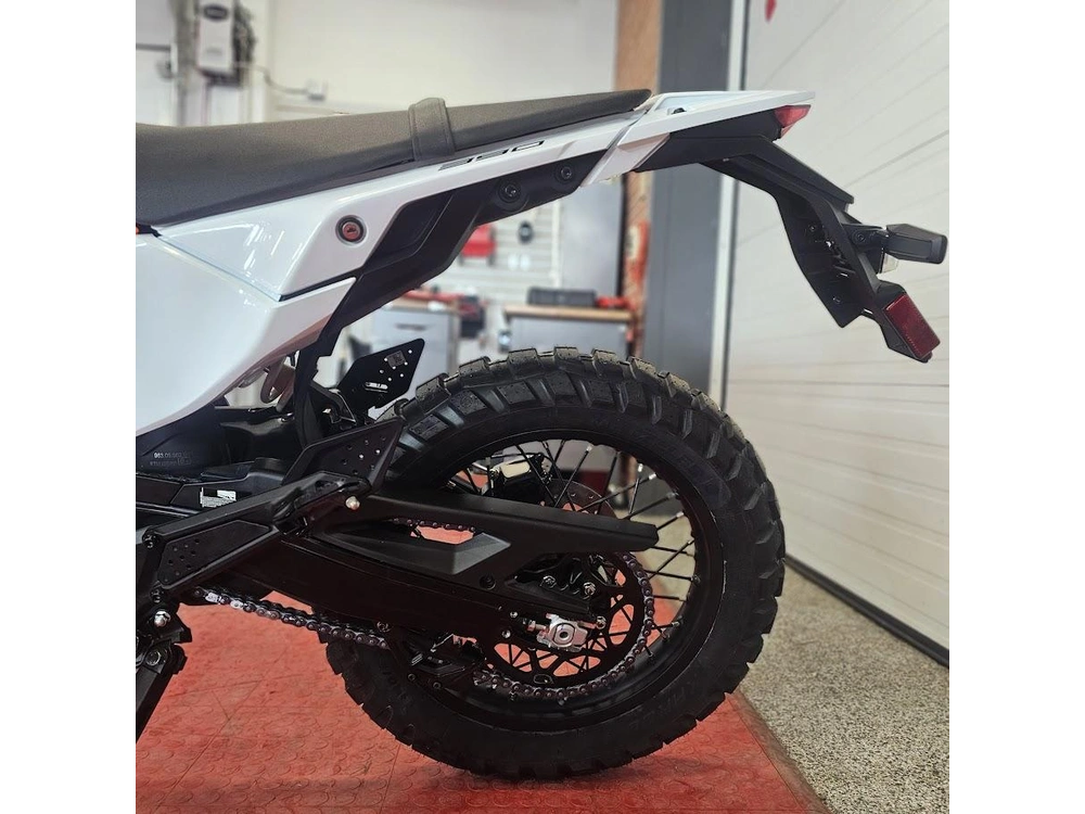 2026 Ktm Enduro 390 R alt
