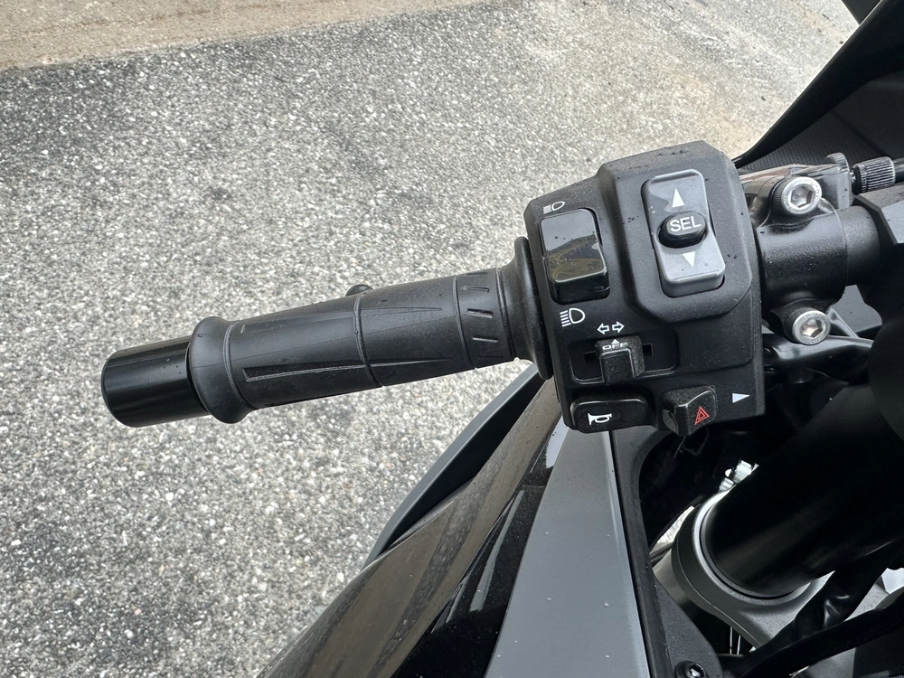 2026 Kawasaki Ninja Zx-6r alt