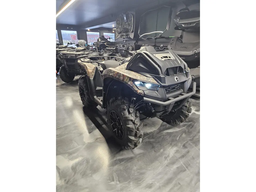 2026 Can-Am OUTLANDER - XMR 700