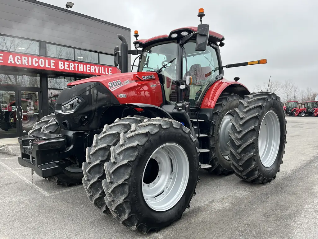 Case IH Optum 300 CVX 2024