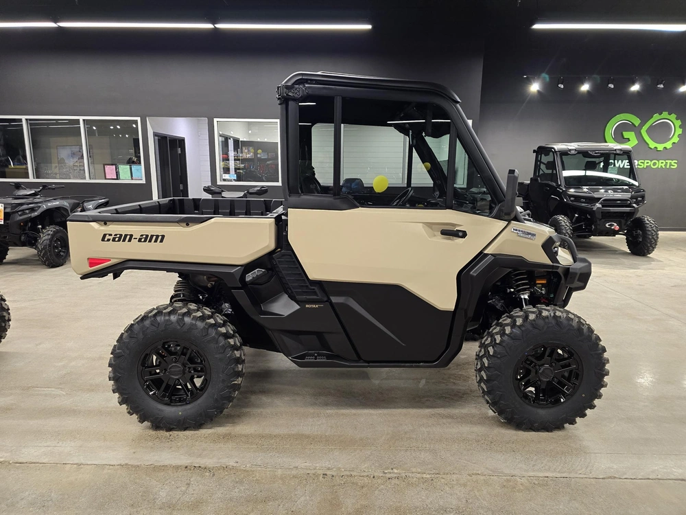 2026 Brp Defender Limited Cab Hd11 alt