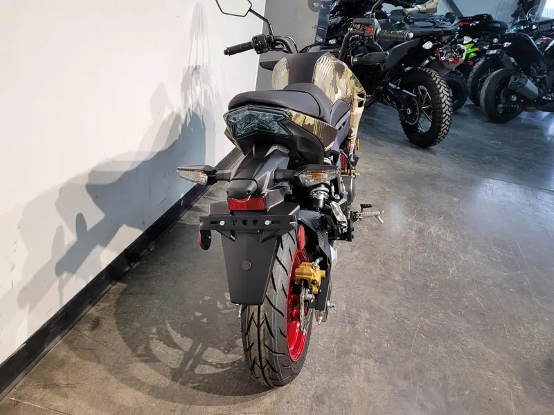 2025 Kawasaki Z125 PRO thumbnail 11