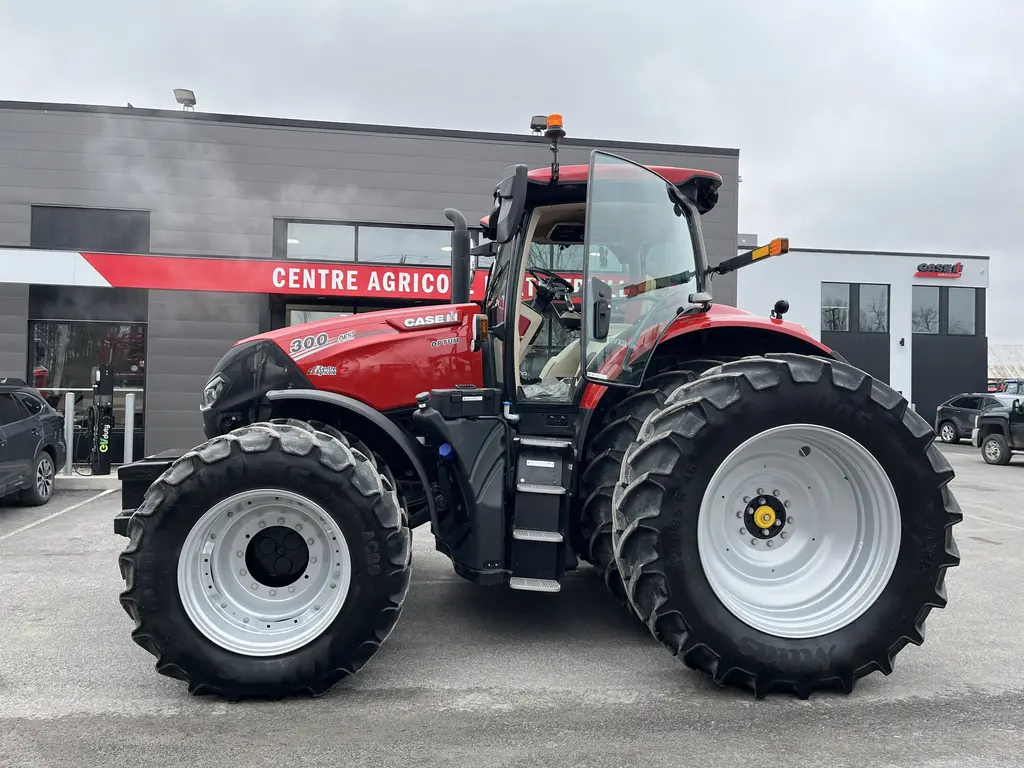 Case IH Optum 300 CVX 2024