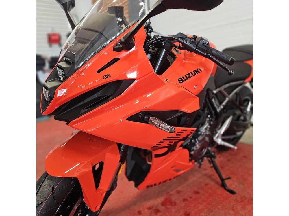 2026 Suzuki Gsx 8r alt