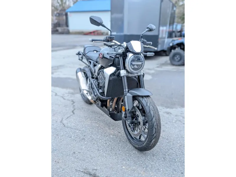 Honda CB1000R 🎯 Moto Naked 1000cc Style Rétro Performance MT10 Z900 RS GSXS1000 Confort 🟢 2019