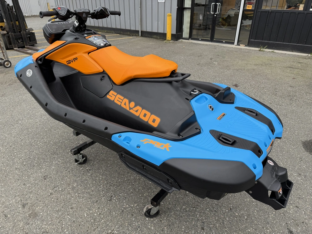2026 Sea-doo Spark™ 1up Trixx-90 (sound System) alt