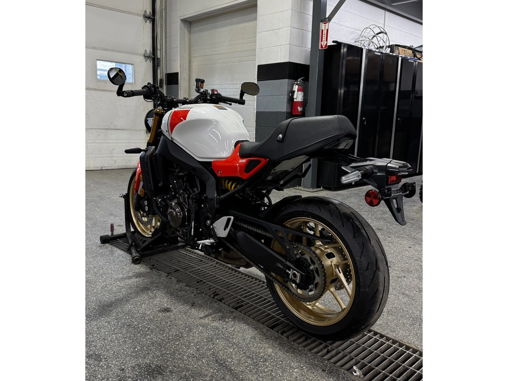 Yamaha Xsr900 2024 alt