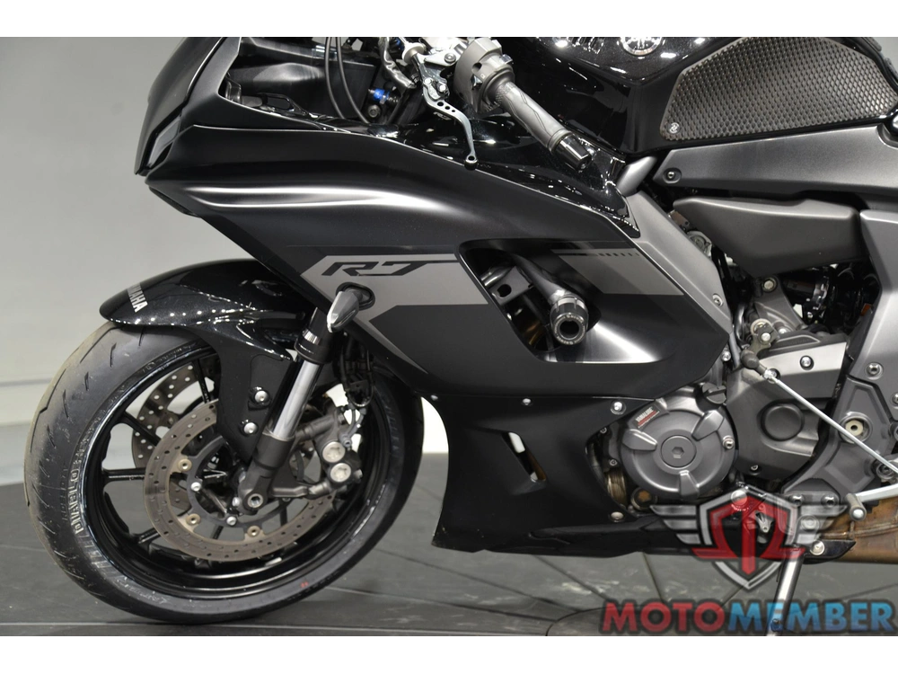 2025 Yamaha Yzf-r7 alt