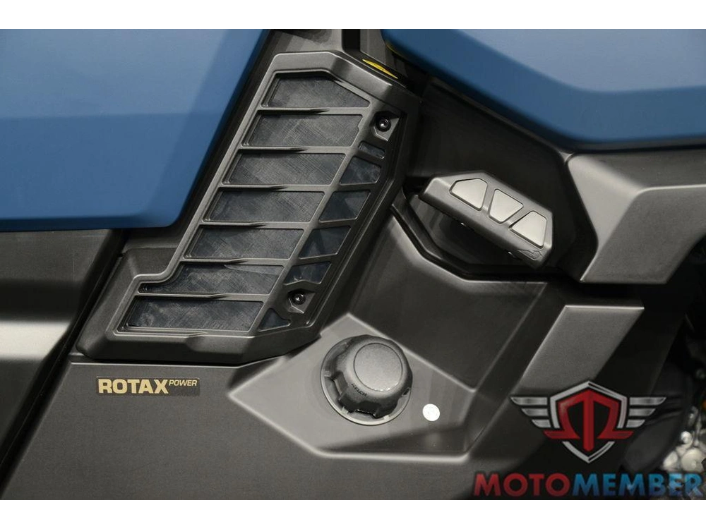 2026 Can-am Defender Limited Hd11 alt