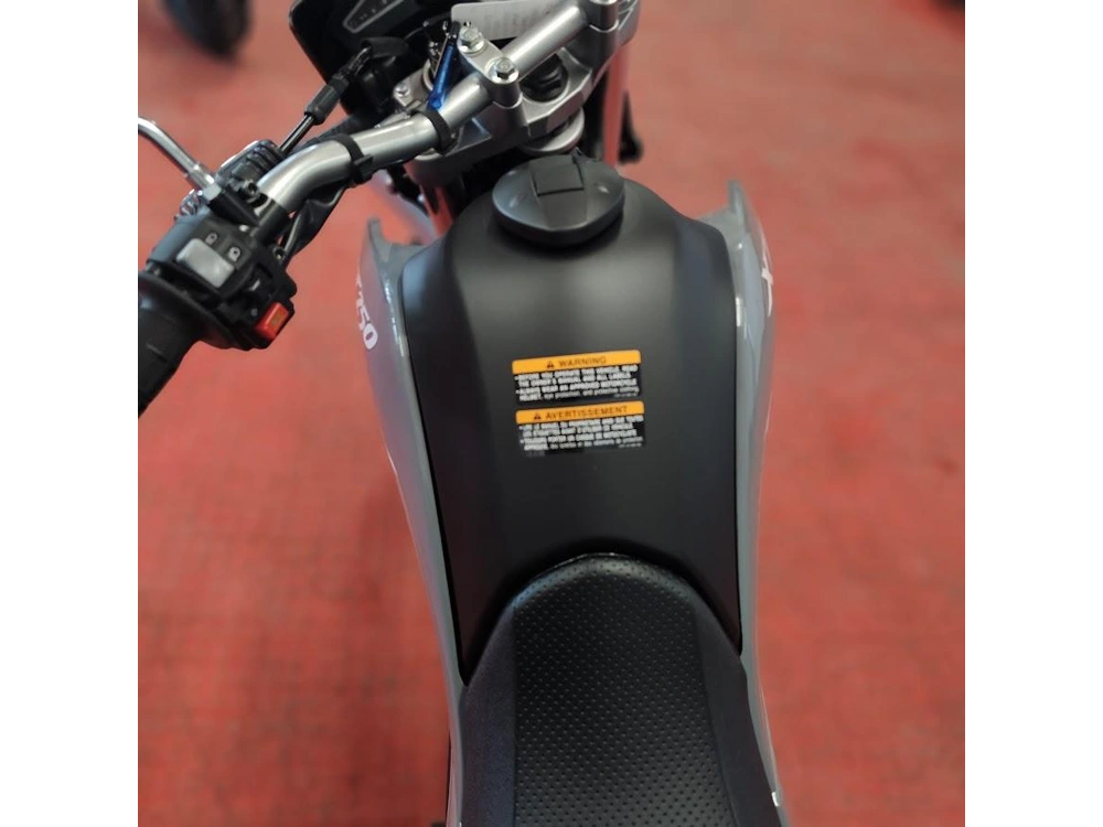 2025 Yamaha Xt 250 alt