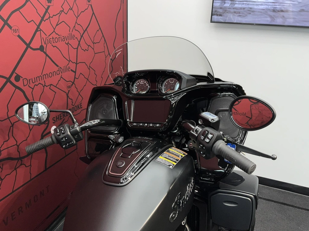 2026 Indian Motorcycle Pursuit Dark Horse alt