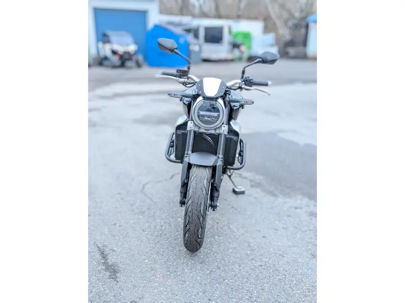 Honda CB1000R 🎯 Moto Naked 1000cc Style Rétro Performance MT10 Z900 RS GSXS1000 Confort 🟢 2019