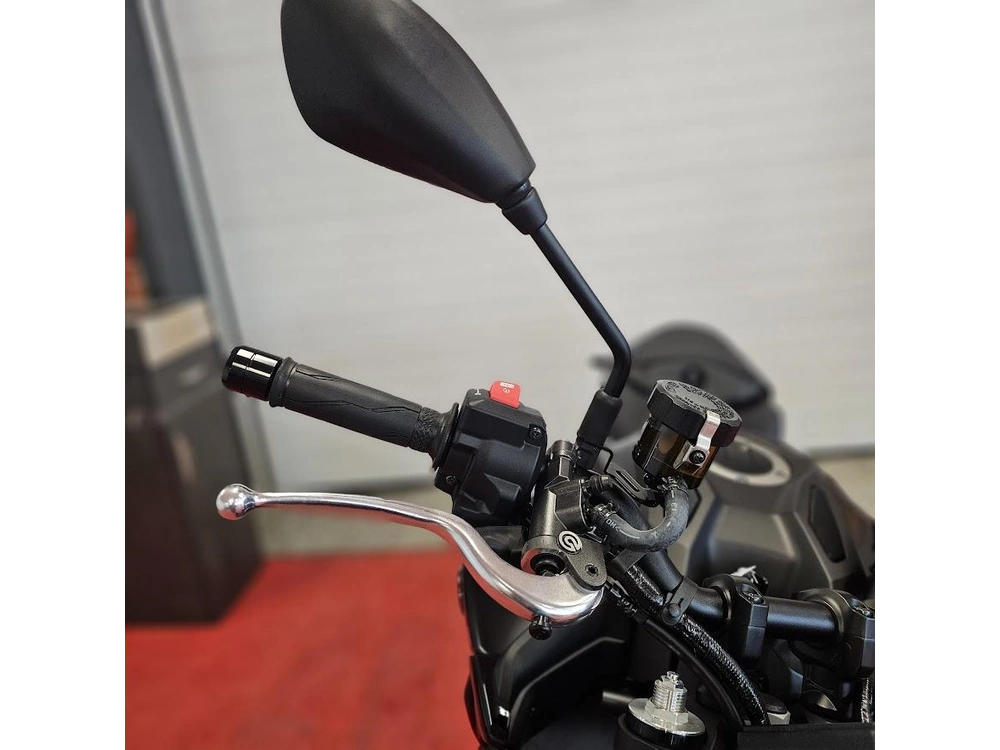 2025 Yamaha Mt-09 alt
