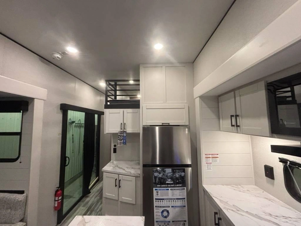 Jayco Jay Flight Bungalow 401loft 2026 alt