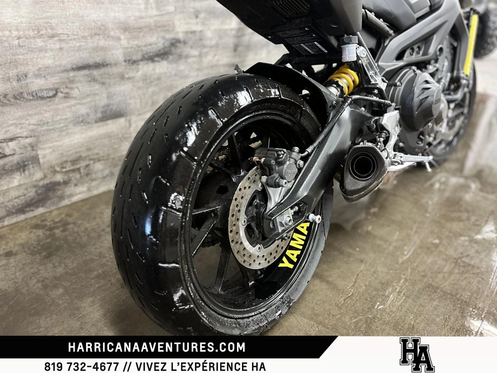 Yamaha Fz-09 2015 alt