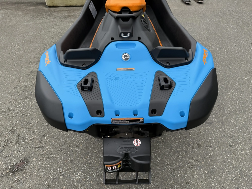 2026 Sea-doo Spark™ 1up Trixx-90 (sound System) alt