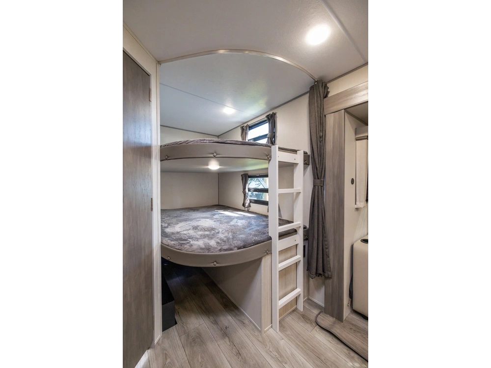 Coachmen Catalina 273dbhckle 2026 alt