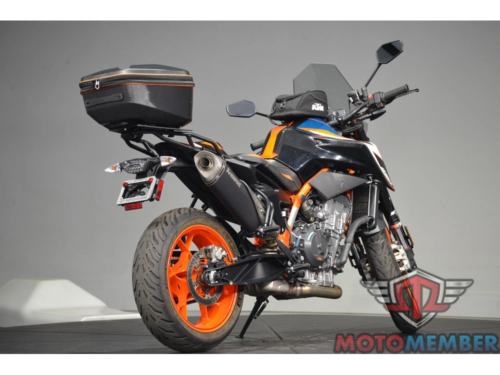 2022 Ktm Duke 890 R alt