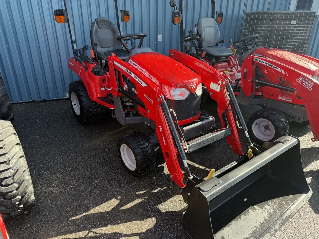 Massey Ferguson GC1723L 2023